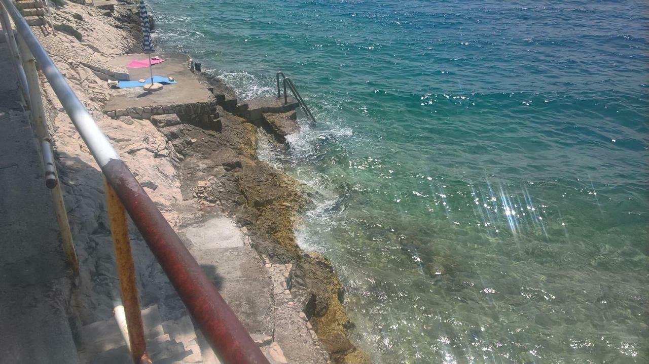 Drvenik, Apartman 1M From Sea درفينيك المظهر الخارجي الصورة